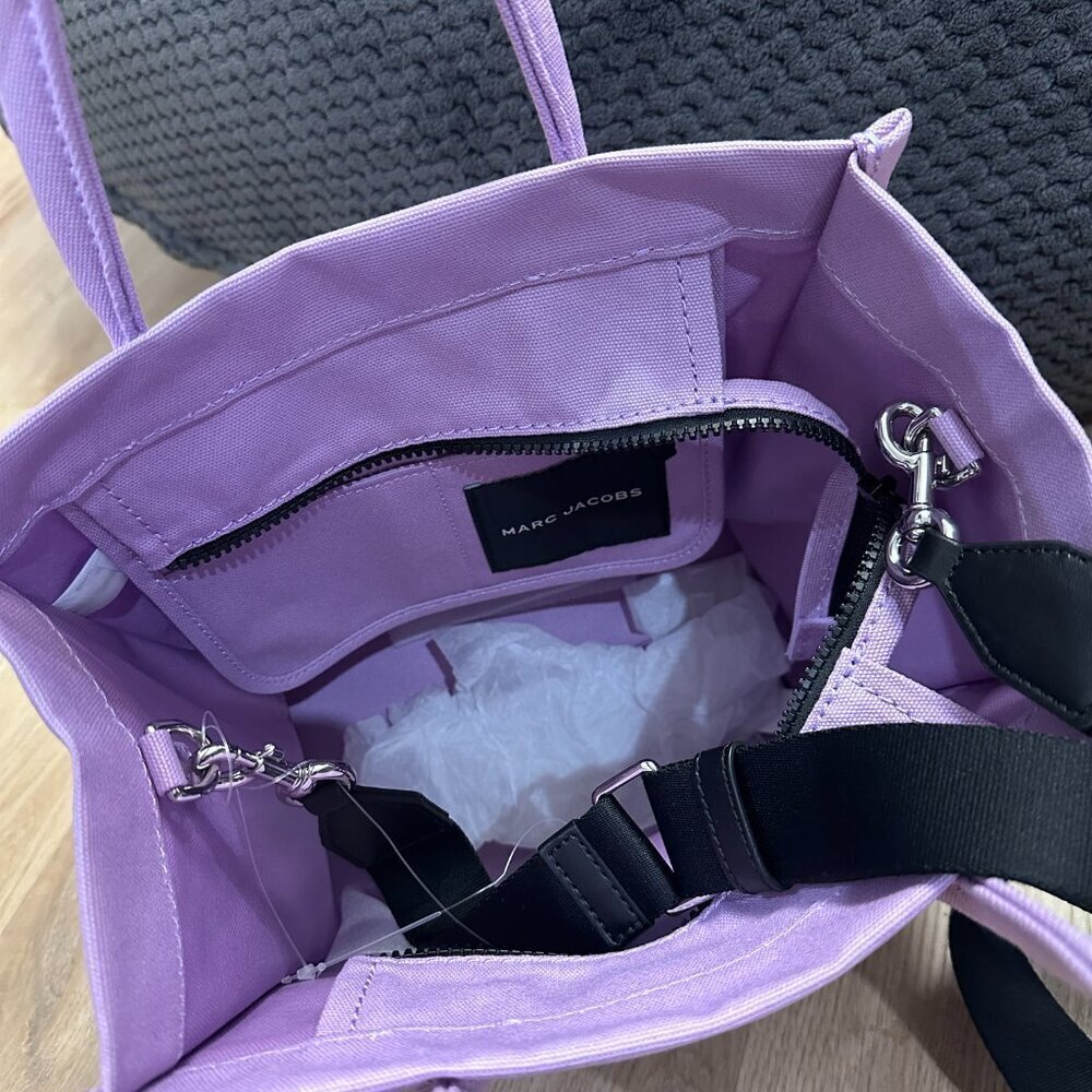 NWT！NEW！Marc Jacobs Standard Supply Canvas Tote -Medium Purple Wisteria Women - Picture 3 of 7
